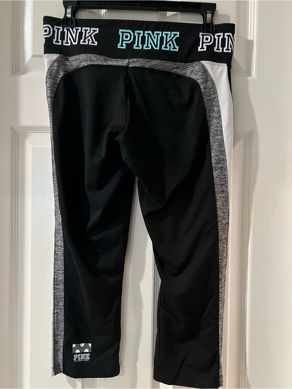 PINK Victoria's Secret Black Leggings with White Logo Print